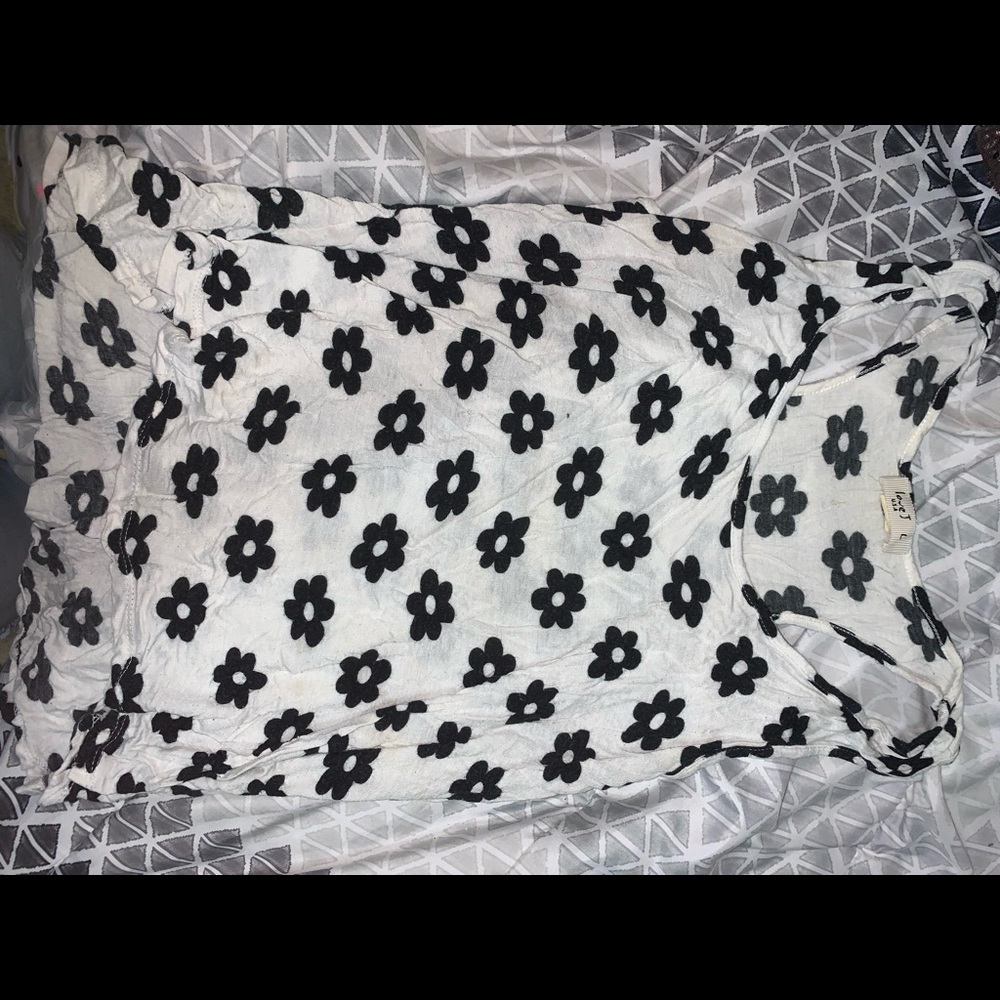 White/Blake flower loveJ tank top